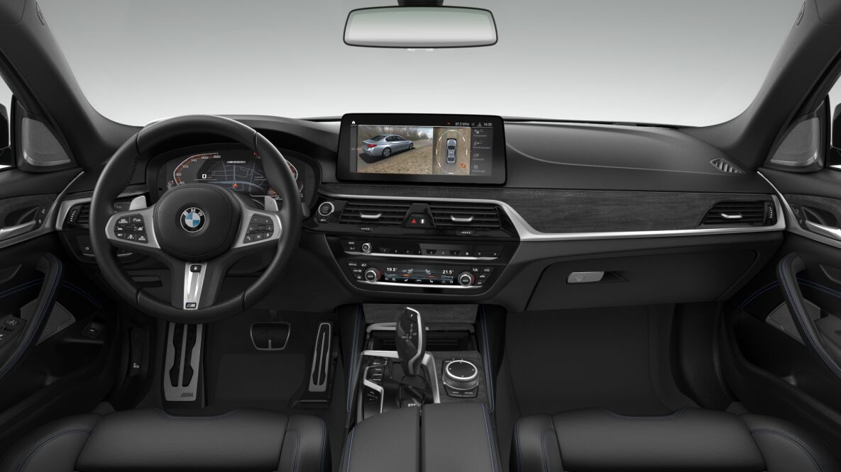BMW BMW 5er im Innenraum von vorne