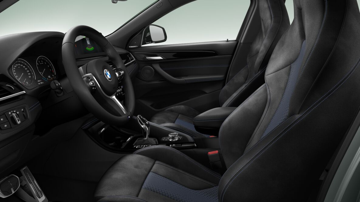 BMW BMW X im Innenraum seitlich BMW BMW X im Innenraum seitlich