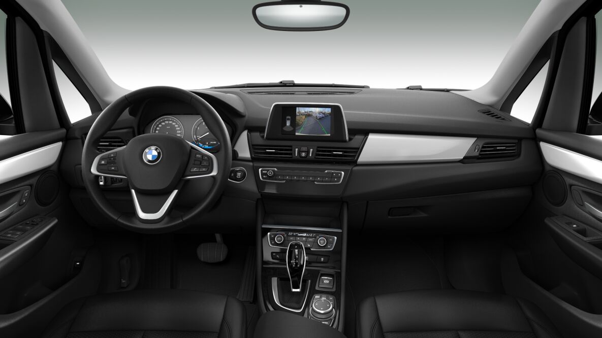 BMW BMW 2er im Innenraum von vorne