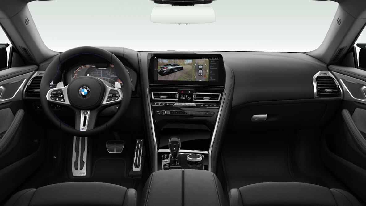 BMW BMW 8er im Innenraum von vorne BMW BMW 8er im Innenraum von vorne