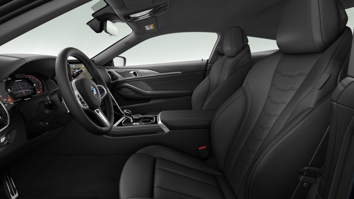 BMW BMW 8er im Innenraum seitlich BMW BMW 8er im Innenraum seitlich