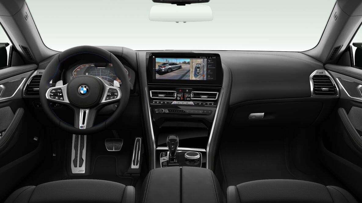 BMW BMW 8er im Innenraum von vorne